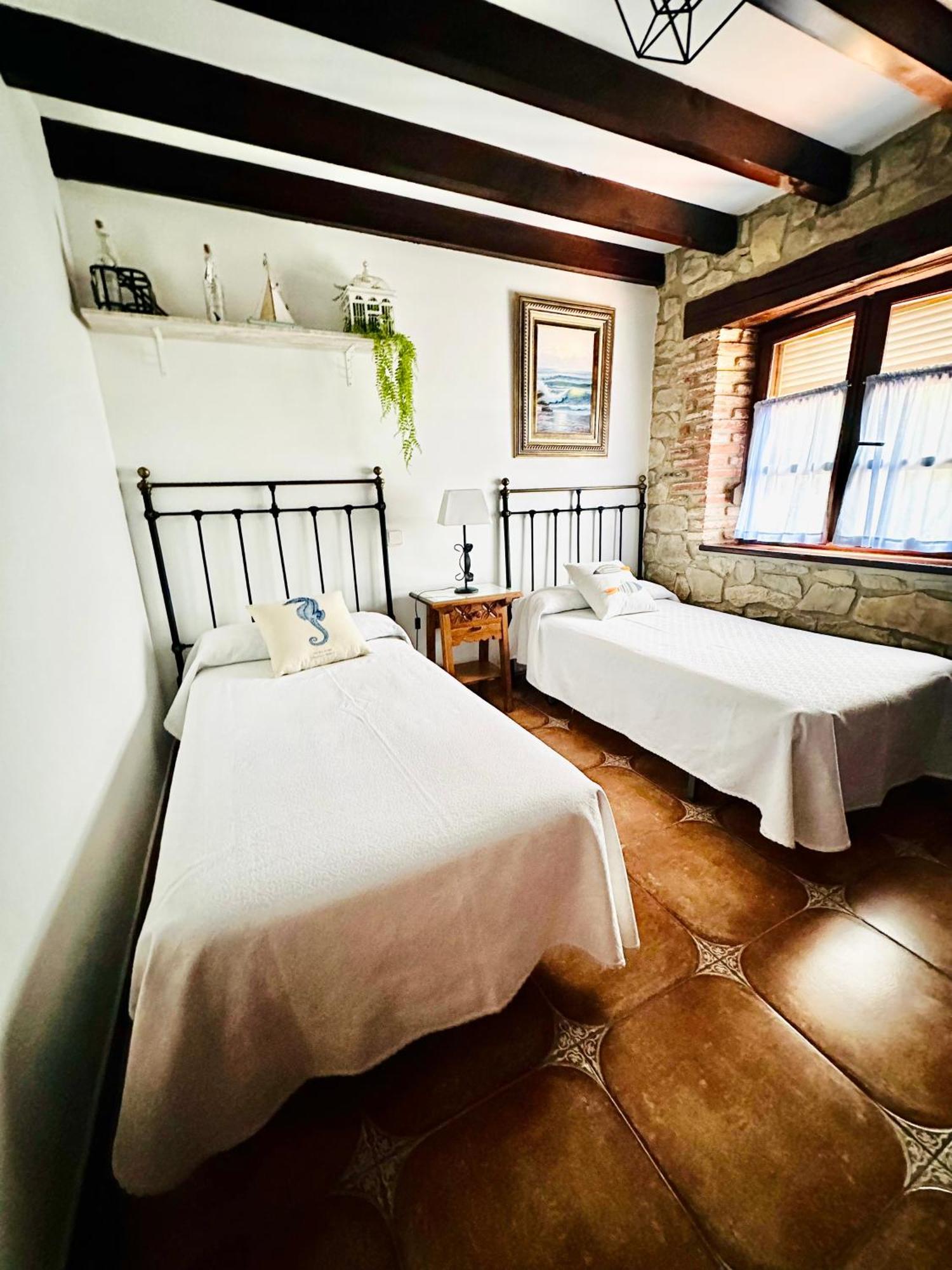 Apartamentos Nel I Santillana del Mar Luaran gambar